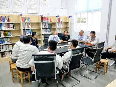 “前浪”“后浪”一起冲~丨高铁工匠为兄弟传经送宝