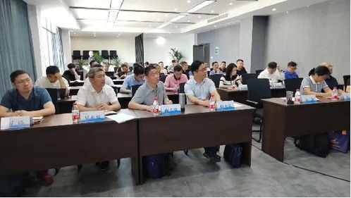 常山县 希望之光 组合式人才帮扶团轴承产业技术交流培训会举办